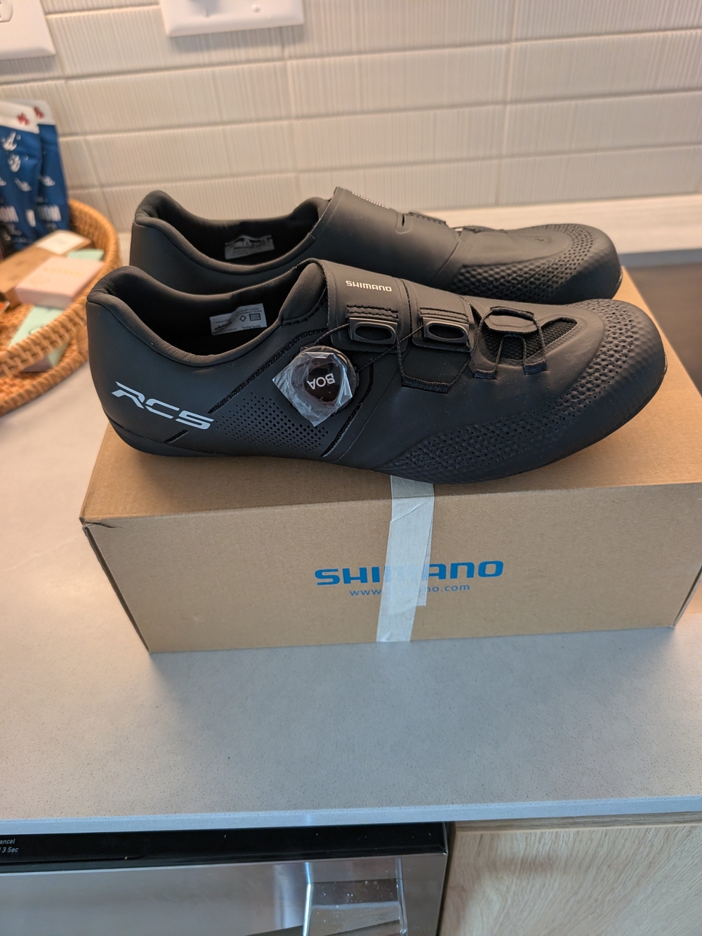 Shimano RC5 Women's Cycling Shoes - Matte Black with White Accents